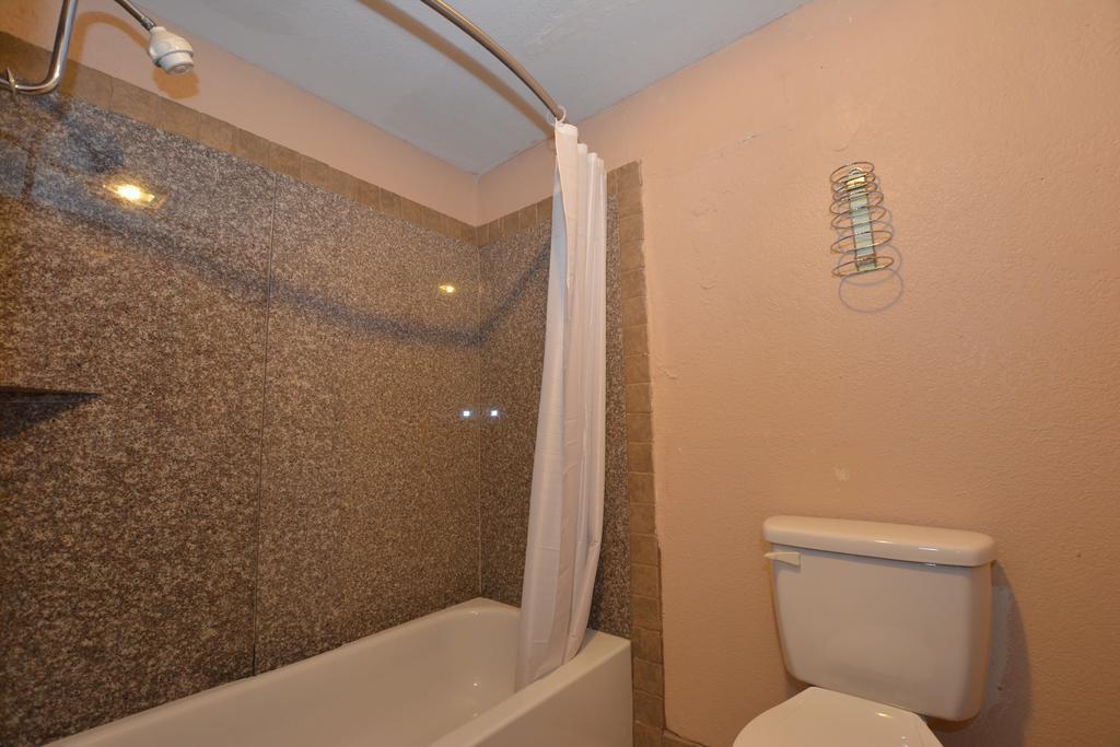 Newcastle Motel Zewnętrze zdjęcie